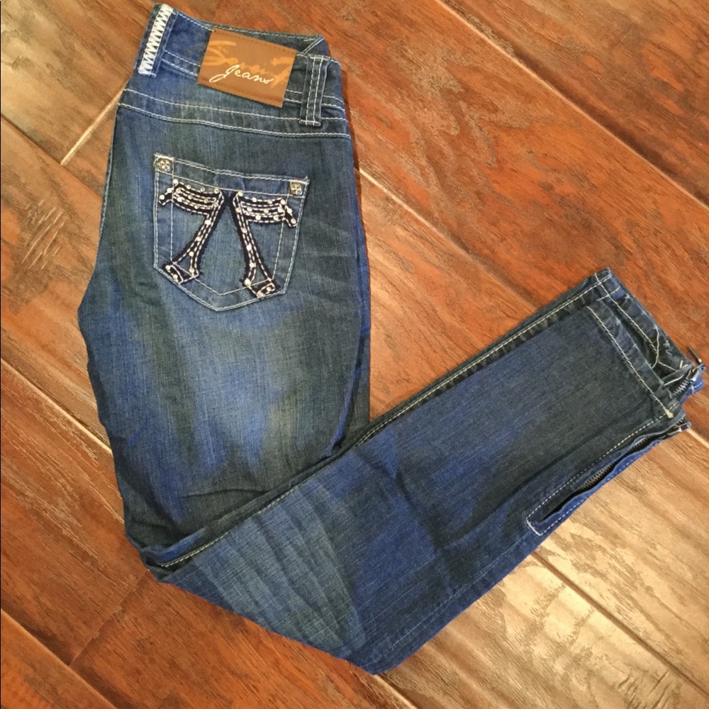 Seven Jeans